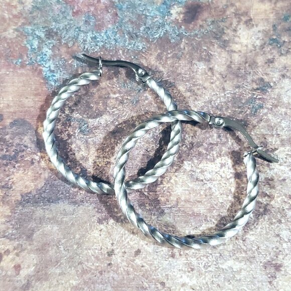 Minimalist Silver Surgical Stainless Steel Round Twisted 30mm Hoop Earrings - Picture 3 of 9
